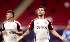Flamengo vence