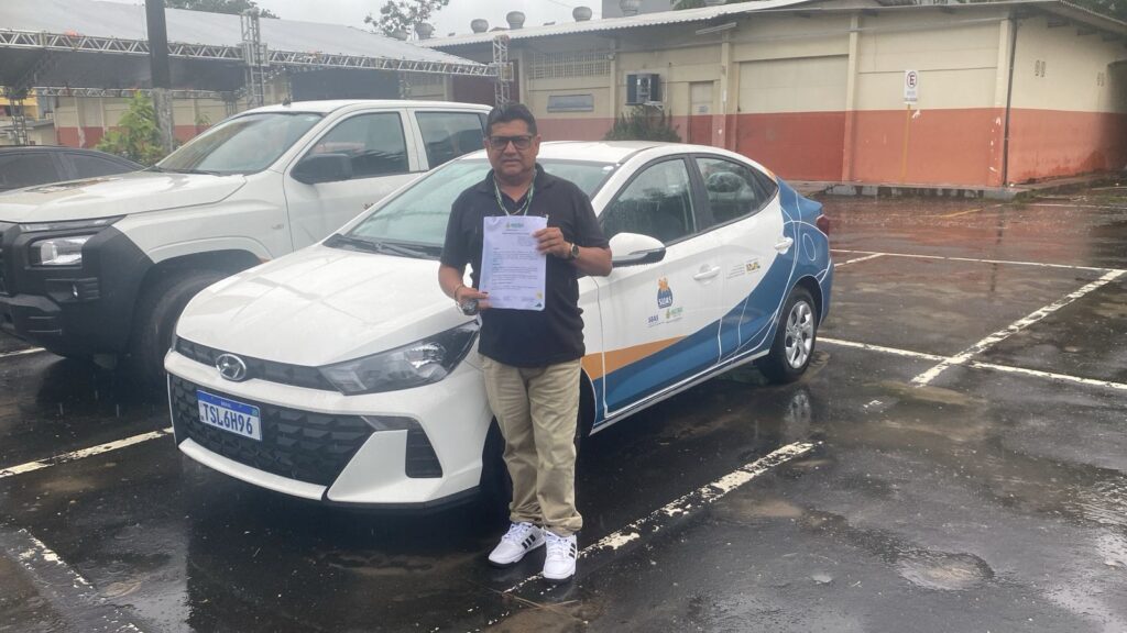 Semas recebe veículo