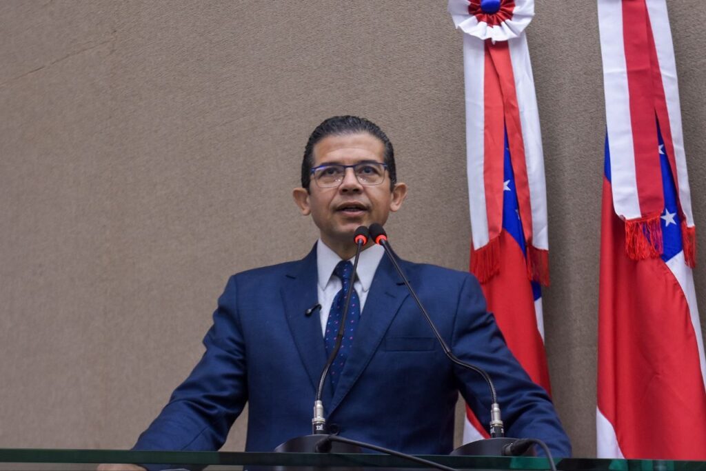 João quer indenizar meio