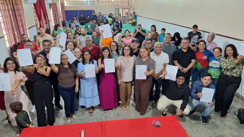 Empossados na educação