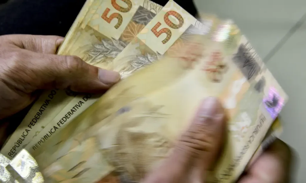 Economia desenrola