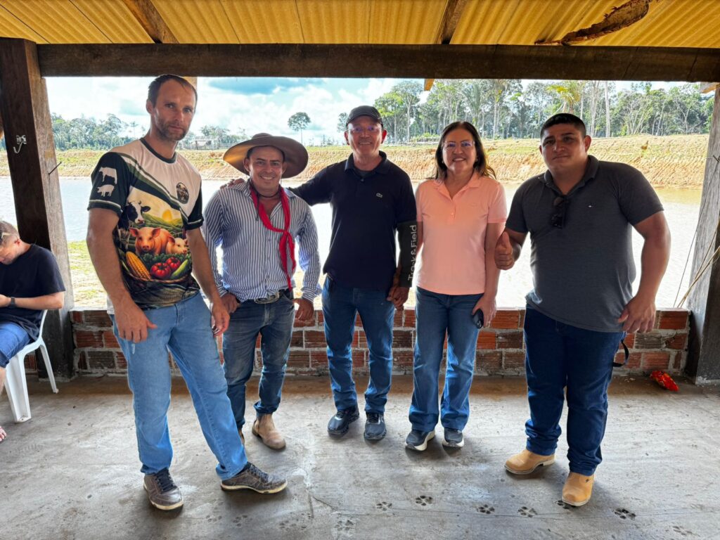 Dedei e produtores do alto crato