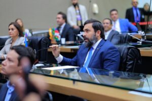 Fortalecer políticas para pessoas idosas