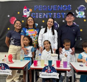 Pequenos cientistas certo