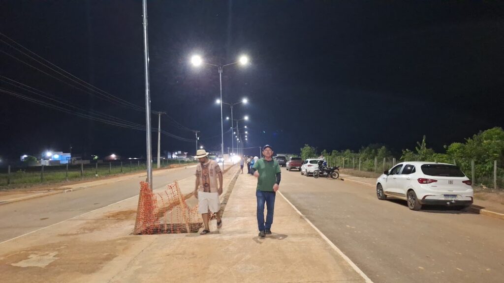 Dedei aciona primeira etapa de iluminação