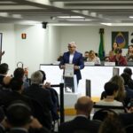 MAIOR LEILÃO DO PRÉ-SAL TERMINA COM SETE DOS 13 BLOCOS ARREMATADOS